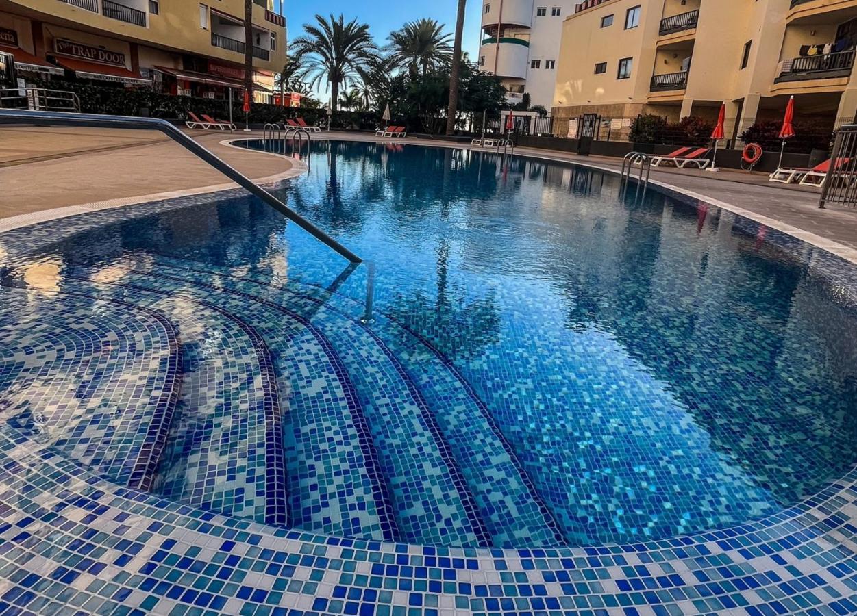 Luxory Dreamy Sunset, Seafront, Direct Access To The Promenade,Wifi,Pool,Free Parking Διαμέρισμα Los Cristianos  Εξωτερικό φωτογραφία