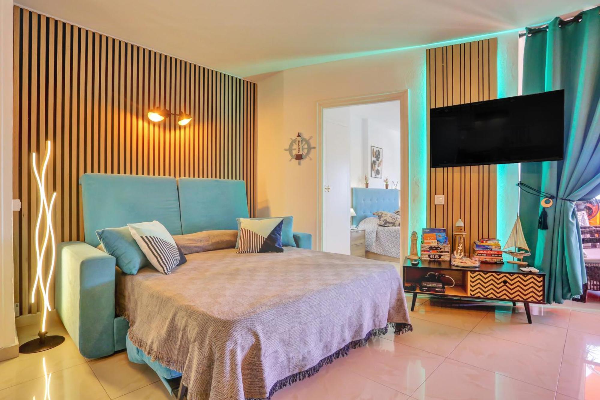 Luxory Dreamy Sunset, Seafront, Direct Access To The Promenade,Wifi,Pool,Free Parking Διαμέρισμα Los Cristianos  Εξωτερικό φωτογραφία